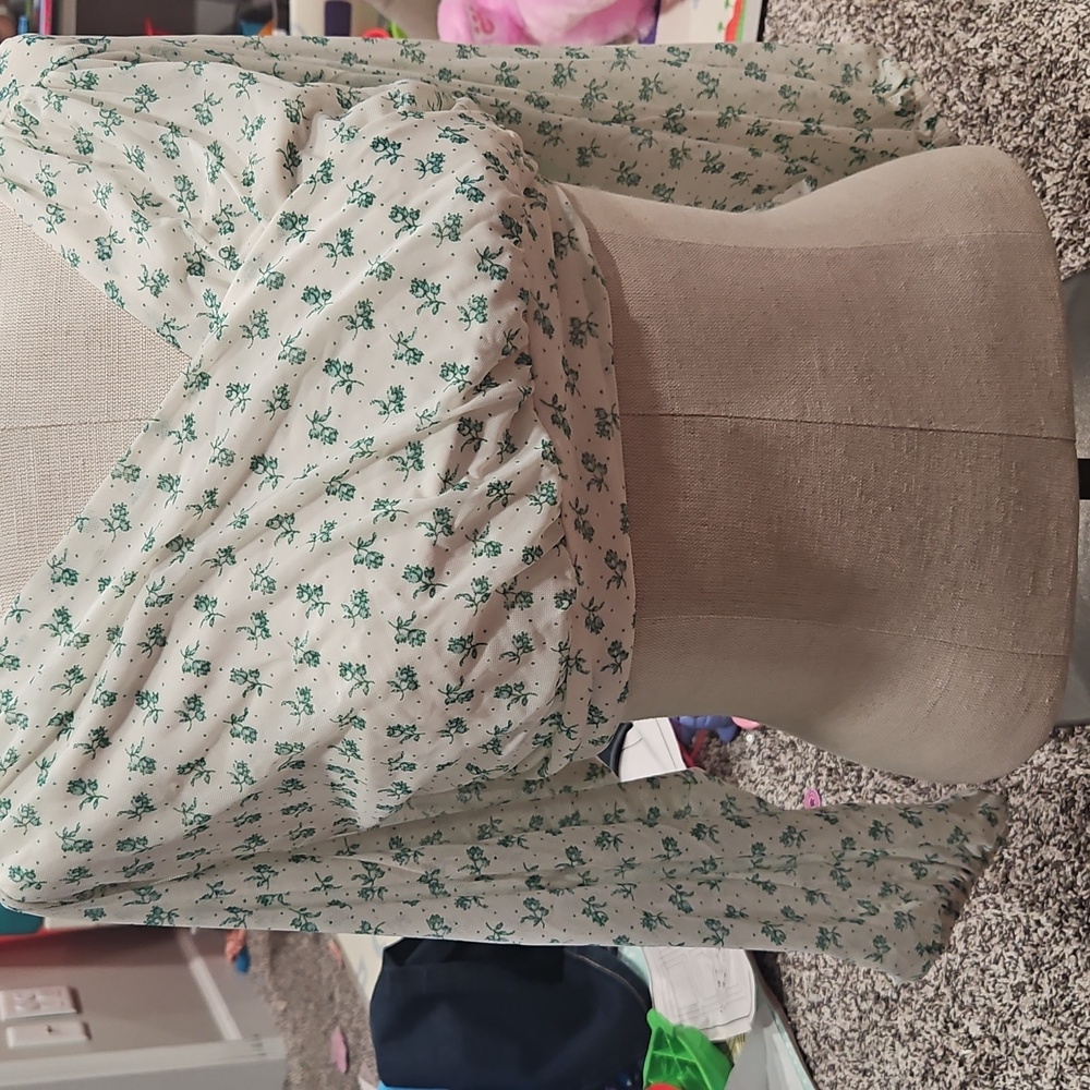 Free People Green Floral Mesh Top Long sleeve crop top Size M